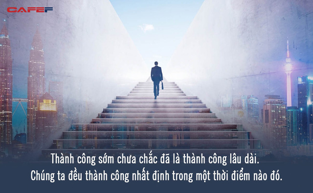  Ở tuổi 40, kẻ đã sớm ổn định, người mới lần đầu nếm trái ngọt: Chẳng bao giờ là quá muộn để thành công, đừng lấy tuổi tác ra làm lá chắn  - Ảnh 2.