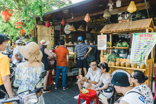  Bà chủ tiệm Bánh mì Phượng nói về 20 năm khiến bạn bè quốc tế ca ngợi ẩm thực Việt, nhưng khi thành công thì vô vàn điều tiếng ôi sao lại Tây hóa chiếc bánh của quê hương!?  - Ảnh 14.