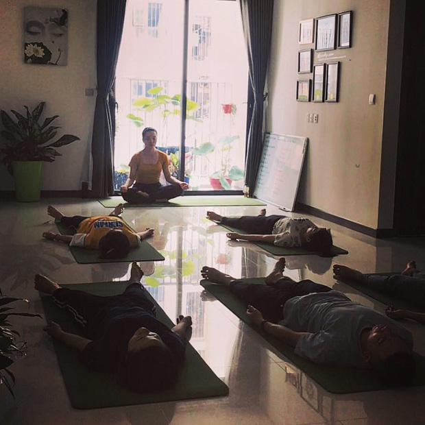 Art Director ngành quảng cáo bỏ việc nghìn đô để làm HLV yoga: 10 năm cật lực đổi lấy căn bệnh trầm cảm, tối nào cũng khóc... - Ảnh 6.