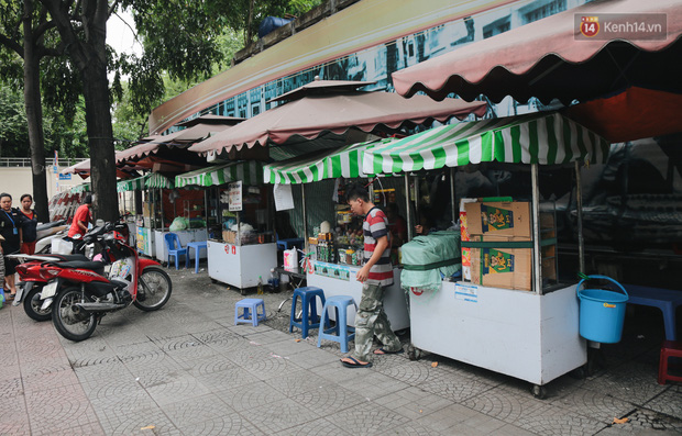 Phố hàng rong hợp pháp đầu tiên ở Sài Gòn hiện giờ ra sao sau gần 3 năm hoạt động? - Ảnh 8.