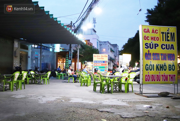 2 khu phố ẩm thực nổi tiếng ở Sài Gòn: Chỗ vắng vẻ đìu hiu, nơi tấp nập khách nhưng bán dưới 25 triệu một đêm vẫn lỗ - Ảnh 8.