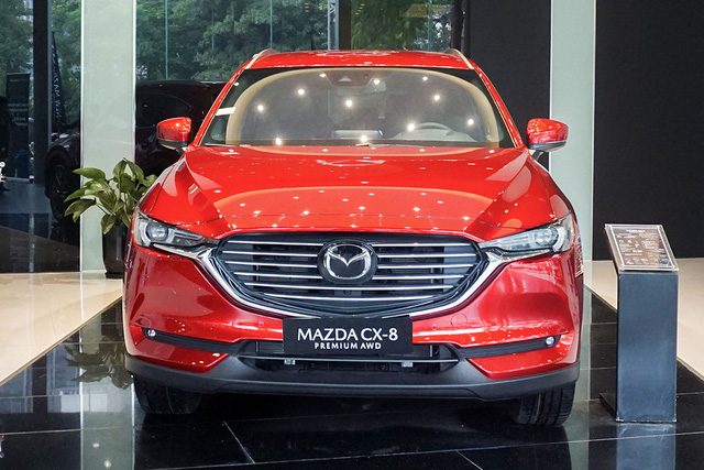  Sau lần giảm giá sốc, loạt xe Mazda thêm khuyến mãi mạnh tay tại Việt Nam, quyết giành lại vị thế trên thị trường  - Ảnh 1.