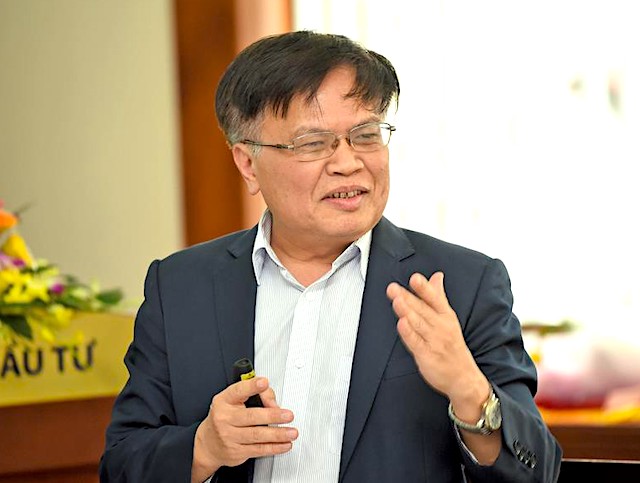 TS Nguyễn Đình Cung: Năm nay tăng trưởng dương cũng đừng nói là nhất thế giới hay khu vực - Ảnh 1. TS Nguyễn Đình Cung: Năm nay tăng trưởng dương cũng đừng nói là nhất thế giới hay khu vực - Ảnh 1.