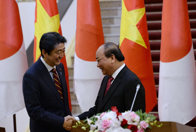 Ông Shinzo Abe từ chức: Chân dung vị thủ tướng Nhật nhiều thiện cảm với Việt Nam - Ảnh 1.