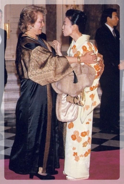  Nàng dâu được trọng vọng nhất hoàng gia Nhật: Để hoàng tử chờ 7 năm mới gật đầu đồng ý kết hôn, chinh phục nhà chồng nhờ tài đức vẹn toàn - Ảnh 5.
