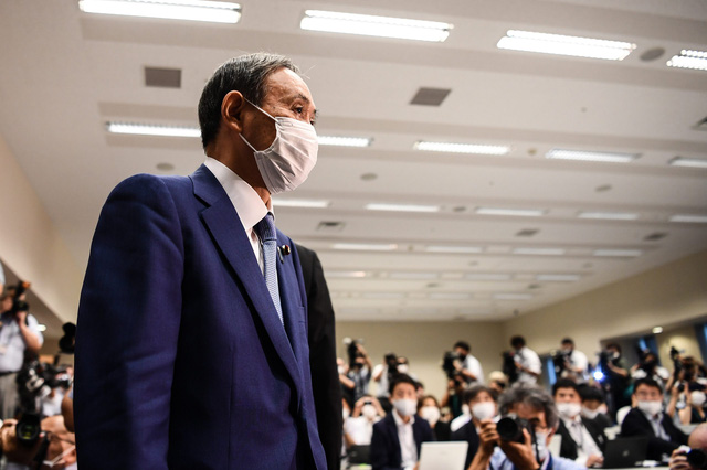  Cuộc sống lành mạnh của người chắc ghế tân Thủ tướng Nhật Bản: 71 tuổi, sáng đi bộ, đêm gập bụng, quyết tâm giảm 14 kg để tránh bệnh tật  - Ảnh 4.