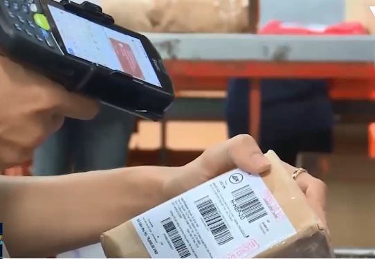 Muôn hình vạn trạng đánh giá giả trên các trang thương mại điện tử - Ảnh 2. Muôn hình vạn trạng đánh giá giả trên các trang thương mại điện tử - Ảnh 2.