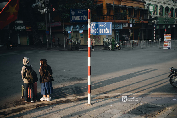 How beautiful is Hanoi in the first morning of 2021: friends, do you miss anything out there? Photo 19. How beautiful is Hanoi in the first morning of 2021: friends, do you miss anything out there? Photo 19.