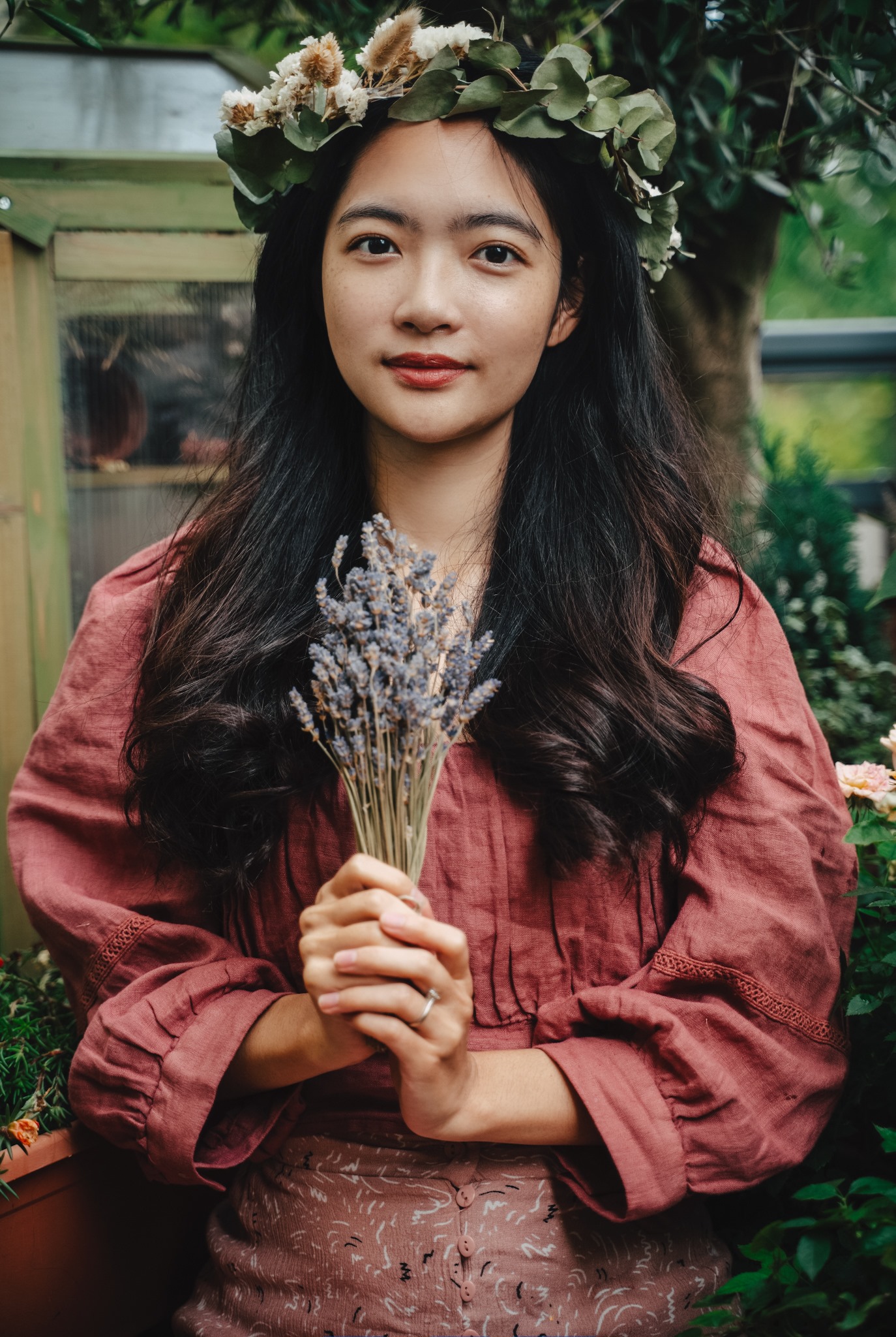 Trầm trồ căn bếp của mẹ bỉm sữa 9X Việt ở Đức: Tự cưa gỗ, đóng đinh, sơn, vẽ toàn bộ, chi phí chỉ 10 triệu đồng - Ảnh 1.