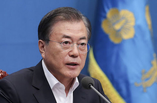 Tổng thống Hàn Quốc cam kết tiêm vaccine Covid-19 miễn phí cho toàn dân - Ảnh 1.