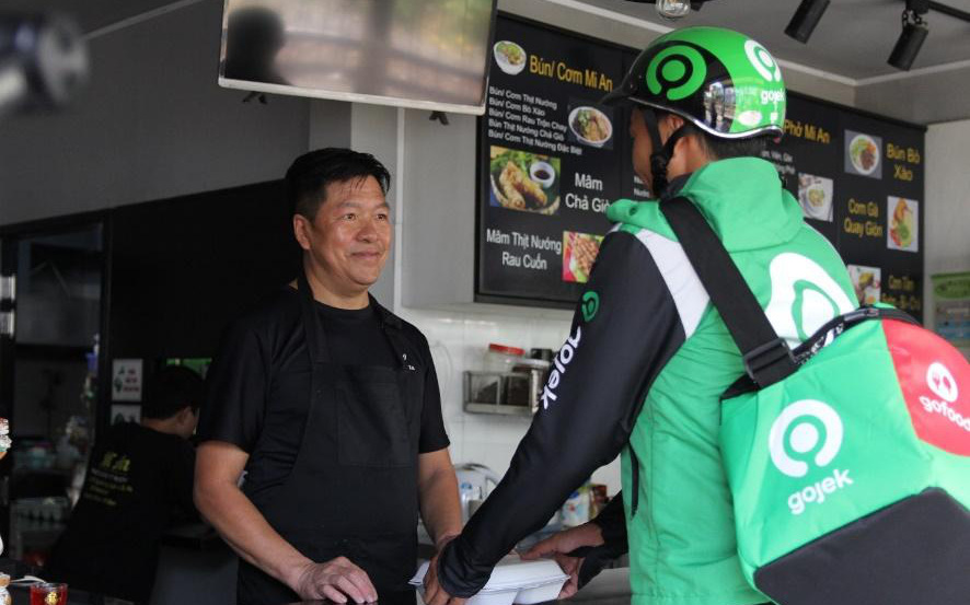 Gojek Việt Nam tăng phí dịch vụ giao đồ ăn GoFood