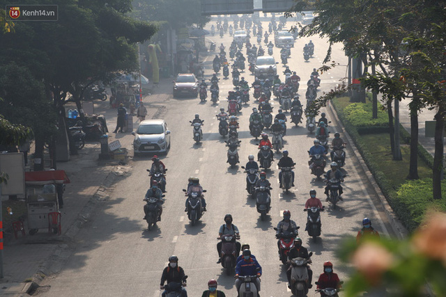  Chùm ảnh: Bụi mờ mù mịt bủa vây Sài Gòn, báo động ô nhiễm không khí trong những ngày cuối năm  - Ảnh 11.