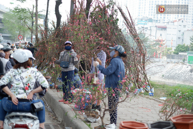 Hà Nội 18 độ C, mấy ngày Tết có thể sẽ rét hơn hôm nay một chút - Ảnh 1.