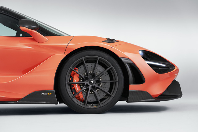 Bộ đôi siêu xe McLaren 765LT và Ferrari SF90 Stradale giá hàng chục tỷ VNĐ sắp về Việt Nam: Chủ nhân là một nữ đại gia 9X?  - Ảnh 4.