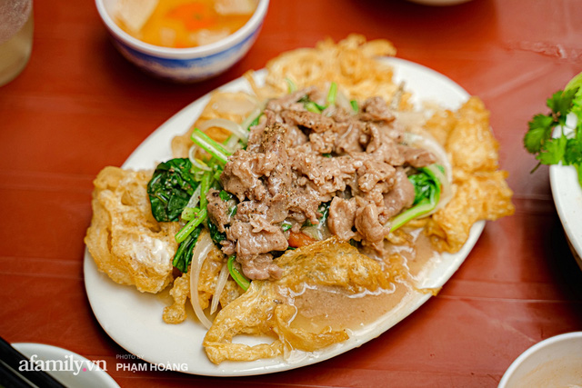 Về làng Ngũ Xã xưa tìm mẹ đẻ của món phở cuốn - mới khai sinh tròn 20 năm mà nay đã thành tinh hoa ẩm thực vang danh cả nước ngoài - Ảnh 16. Về làng Ngũ Xã xưa tìm mẹ đẻ của món phở cuốn - mới khai sinh tròn 20 năm mà nay đã thành tinh hoa ẩm thực vang danh cả nước ngoài - Ảnh 16.