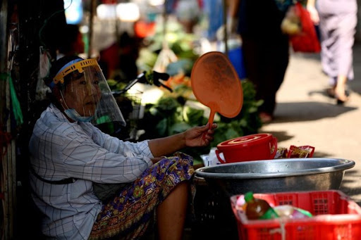 Hơn 22 triệu người Việt bị giảm thu nhập vì Covid-19 - Ảnh 1. Hơn 22 triệu người Việt bị giảm thu nhập vì Covid-19 - Ảnh 1.