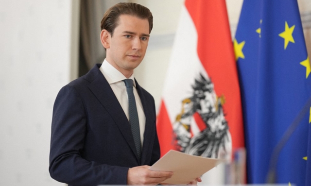 Thủ tướng Áo từ chức - Ảnh 1.