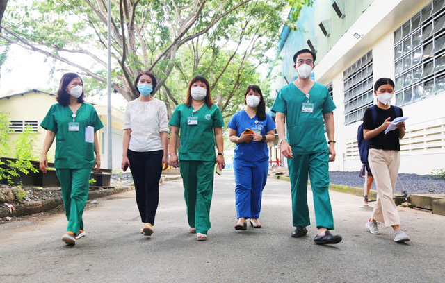 77 ngày đêm cứu người không thể nào quên trong tâm dịch TP.HCM của BV Bạch Mai: Chúng tôi đã làm tất cả những gì có thể - Ảnh 16.