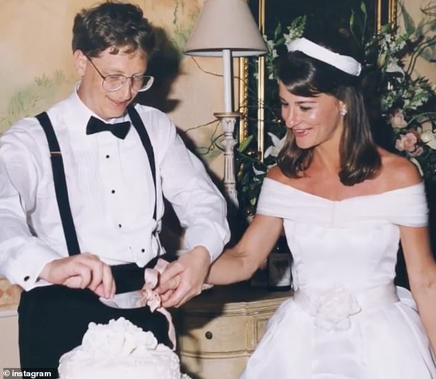 Đám cưới vợ chồng tỷ phú Bill Gates năm xưa so với hôn lễ con gái tương đồng nhiều điểm, chỉ có sự khác biệt đau lòng duy nhất - Ảnh 3.