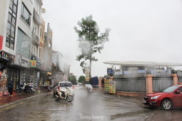  Sóng dịch chuyển, đất ngoại thành Hà Nội hét giá ngang ngửa khu trung tâm  - Ảnh 2.