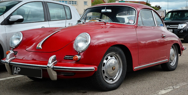 Hãng xe hạng sang Porsche cân nhắc IPO, định giá có thể lên đến 87 tỷ USD - vượt xa Ford, BMW - Ảnh 1. Hãng xe hạng sang Porsche cân nhắc IPO, định giá có thể lên đến 87 tỷ USD - vượt xa Ford, BMW - Ảnh 1.