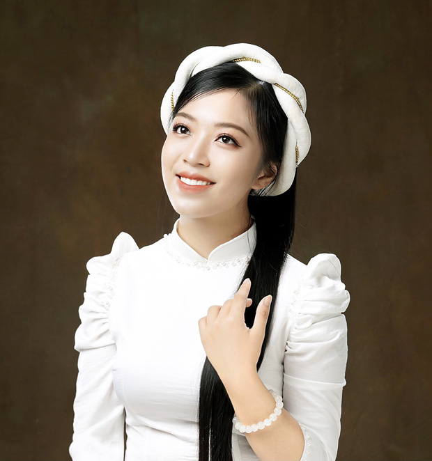 22 tuổi của con nhà người ta: Tốt nghiệp xuất sắc trường Ngoại thương, đã kịp giữ chức CEO luôn rồi - Ảnh 8. 22 tuổi của con nhà người ta: Tốt nghiệp xuất sắc trường Ngoại thương, đã kịp giữ chức CEO luôn rồi - Ảnh 8.