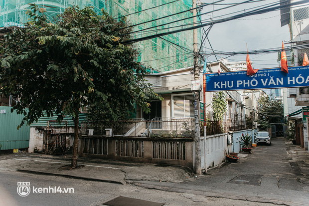  Ảnh: Một căn nhà hoài niệm ở Sài Gòn đẹp ngẩn ngơ tới nỗi khiến người ta phải thốt lên 10 cái chung cư cũng không sánh bằng - Ảnh 4.