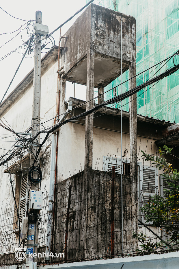  Ảnh: Một căn nhà hoài niệm ở Sài Gòn đẹp ngẩn ngơ tới nỗi khiến người ta phải thốt lên 10 cái chung cư cũng không sánh bằng - Ảnh 10.