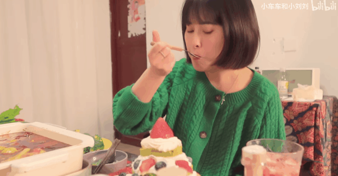 Hai người bạn thân nghỉ hưu ở tuổi 29: Không yêu đương, không xã giao, mua một căn nhà cùng sống vô lo vô nghĩ - Ảnh 20. Hai người bạn thân nghỉ hưu ở tuổi 29: Không yêu đương, không xã giao, mua một căn nhà cùng sống vô lo vô nghĩ - Ảnh 20.