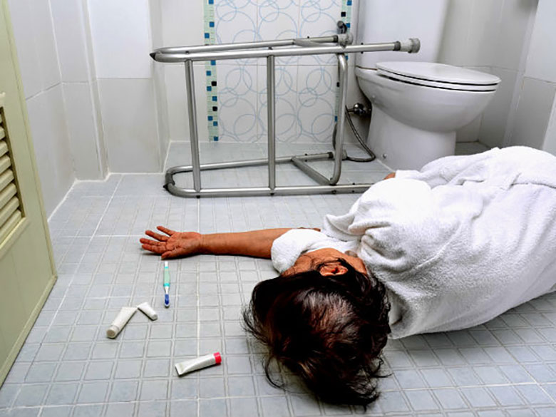 "Kẻ giết người" cực đáng sợ trong phòng tắm vào mùa đông, dành vài giây