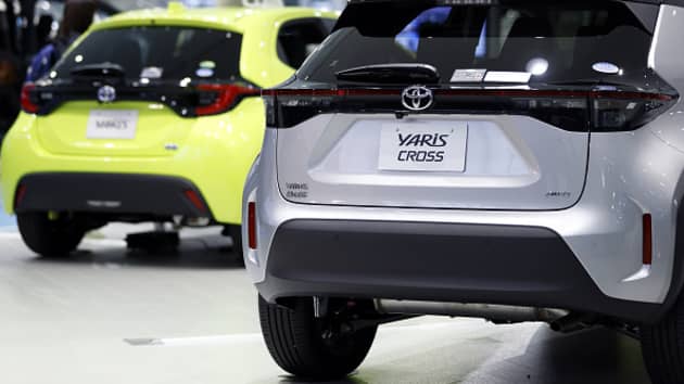  Cả thế giới chạy đua với xe điện, CEO Toyota vẫn đặt cược vào công nghệ này để bảo tồn hàng triệu việc làm của ngành ô tô  - Ảnh 1.