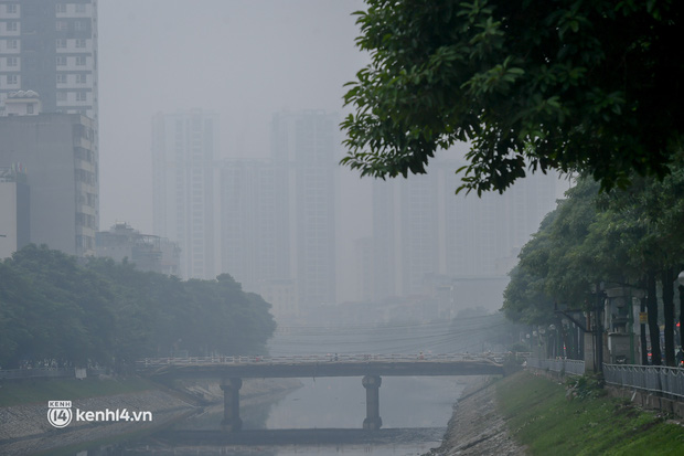  Ảnh: Hà Nội mù mịt như Sa Pa, nhưng hãy cẩn trọng bởi đó là do ô nhiễm không khí ở mức báo động - Ảnh 9.