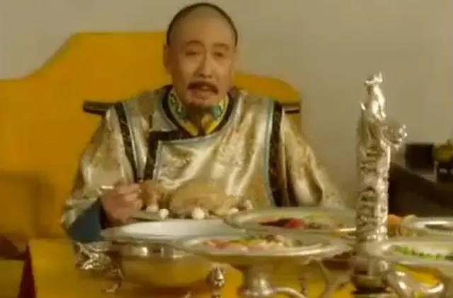 Muốn cơ thể dẻo dai sống lâu sống thọ, hãy học ngay 3 thói quen này của Khang Hy hoàng đế - Ảnh 3.