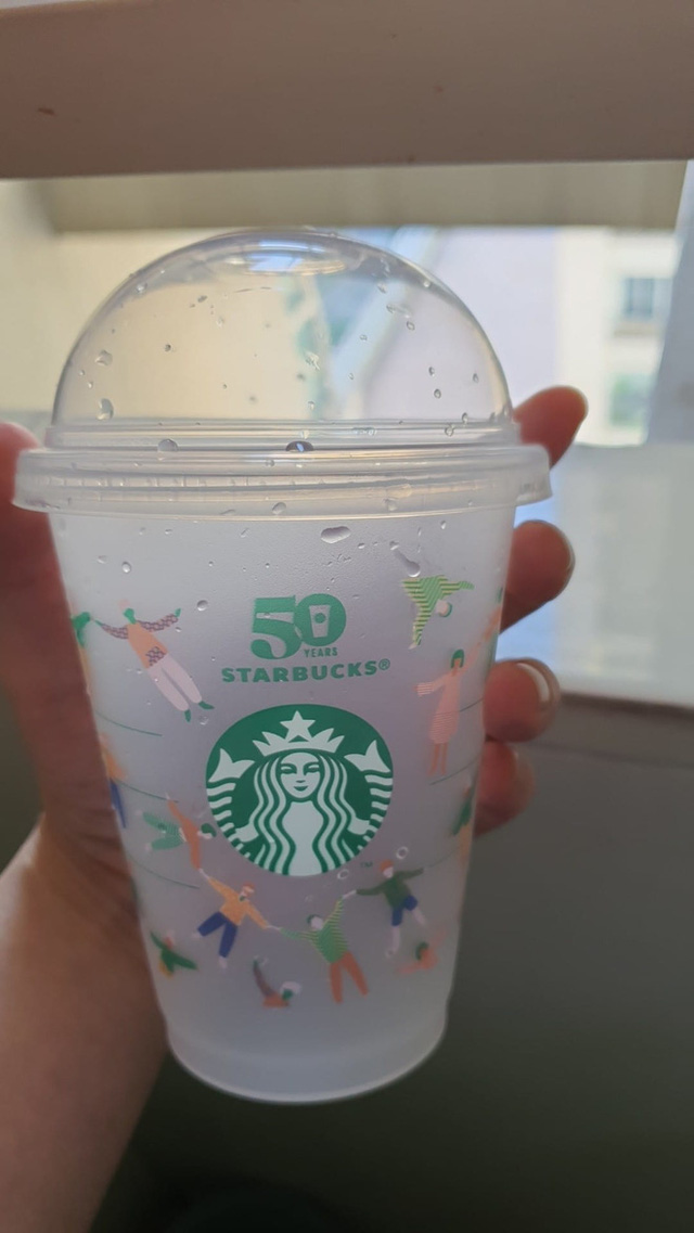  HOT: Starbucks tặng cốc giới hạn nhân sinh nhật 50 năm, shipper đi giao đơn mệt xỉu vì nhiều chi nhánh bị quá tải  - Ảnh 5.