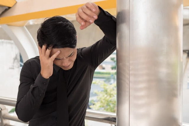  Chàng trai 18 tuổi rùng mình kể lại quá trình thoát chết sau cơn nhồi máu não, bác sĩ nhắc nhở 6 triệu chứng sớm người trẻ cần lưu ý  - Ảnh 3.