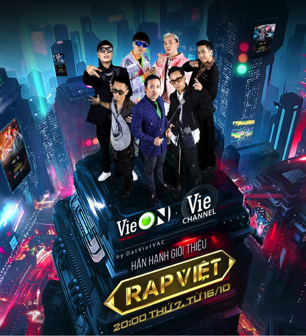  Rap Việt gây bức xúc khi bị tố xài chùa poster Trung Quốc mà không xin phép! - Ảnh 3.