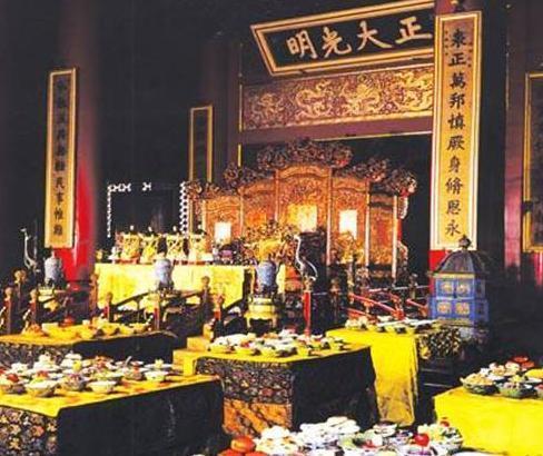 Toàn ăn sơn hào hải vị nhưng Hoàng đế Trung Hoa không ai béo phì, bí quyết nằm ở 3 điều - Ảnh 2. Toàn ăn sơn hào hải vị nhưng Hoàng đế Trung Hoa không ai béo phì, bí quyết nằm ở 3 điều - Ảnh 2.