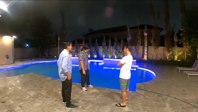 Khoa Pug vs Johnny Đặng ai giàu hơn? Người mạnh miệng xem 30 tỷ chỉ là rác, người đem kim cương - xe xịn - tiền ra give away cho vui - Ảnh 17.