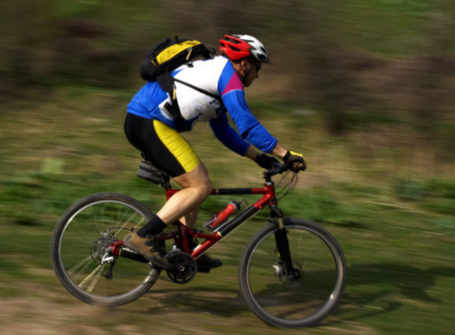  Sau 45 tuổi: Có 2 môn thể thao tổn hại đến sức khỏe của khớp gối bạn nên tránh!  - Ảnh 2.