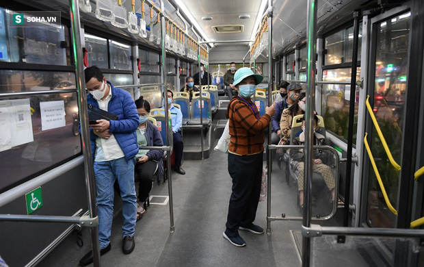 Bất ngờ về buýt nhanh Hà Nội: Xe 90 chỗ, có lúc chỉ phục vụ một khách - Ảnh 7.