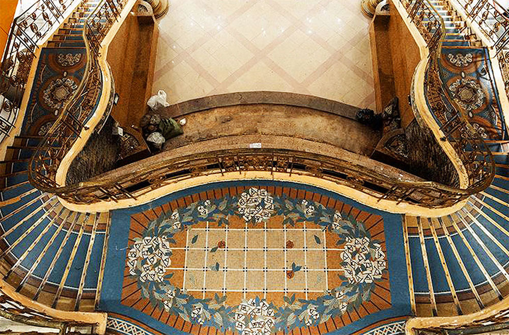 Số phận dinh thự 99 cửa sổ bị ma ám của doanh nhân sở hữu 20.000 BĐS khắp Sài Gòn - Ảnh 4. Số phận dinh thự 99 cửa sổ bị ma ám của doanh nhân sở hữu 20.000 BĐS khắp Sài Gòn - Ảnh 4.