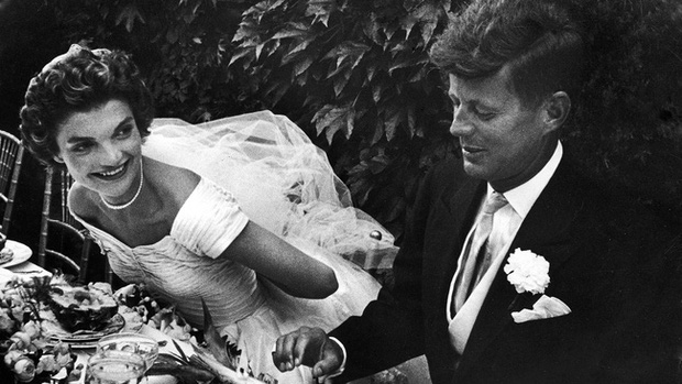 Cặp chị em kỳ phùng địch thủ nổi tiếng nhất thế giới: Người lấy chồng Tổng thống Mỹ, người trở thành Vương phi và kết cục không ai ngờ - Ảnh 8.