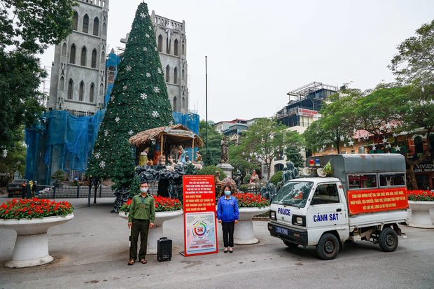  Hà Nội: Sát lễ Noel, quận Hoàn Kiếm yêu cầu hạn chế tối đa tập trung đông người - Ảnh 1.