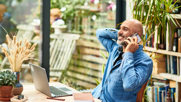 Top 10 công việc làm từ xa có cơ hội rộng mở, tương lai sáng lạn trong thời Covid với mức lương hàng năm đáng mơ ước lên đến 3,4 tỷ - Ảnh 1. Top 10 công việc làm từ xa có cơ hội rộng mở, tương lai sáng lạn trong thời Covid với mức lương hàng năm đáng mơ ước lên đến 3,4 tỷ - Ảnh 1.