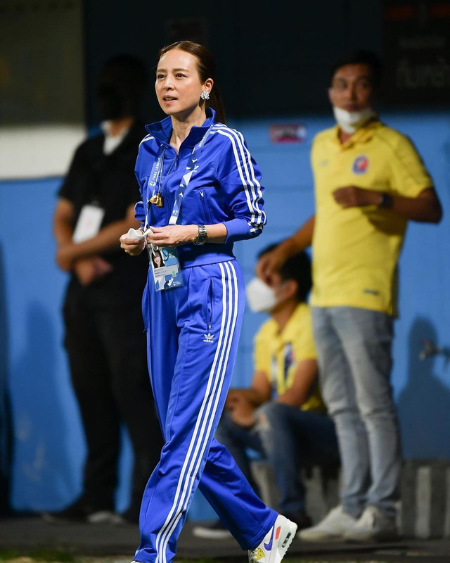  Nữ tỷ phú chống lưng cho bóng đá Thái Lan: Điều hành đế chế 98 tỷ USD, nghiện Hermès - Ảnh 1.