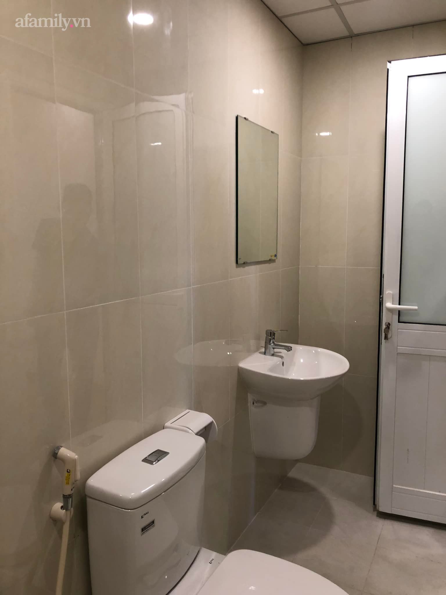 Căn hộ màu cam cháy 73m² tại Hà Nội: Do chủ nhà tự thiết kế, đồ decor mua trên mạng, chi phí toàn bộ 250 triệu - Ảnh 2. Căn hộ màu cam cháy 73m² tại Hà Nội: Do chủ nhà tự thiết kế, đồ decor mua trên mạng, chi phí toàn bộ 250 triệu - Ảnh 2.