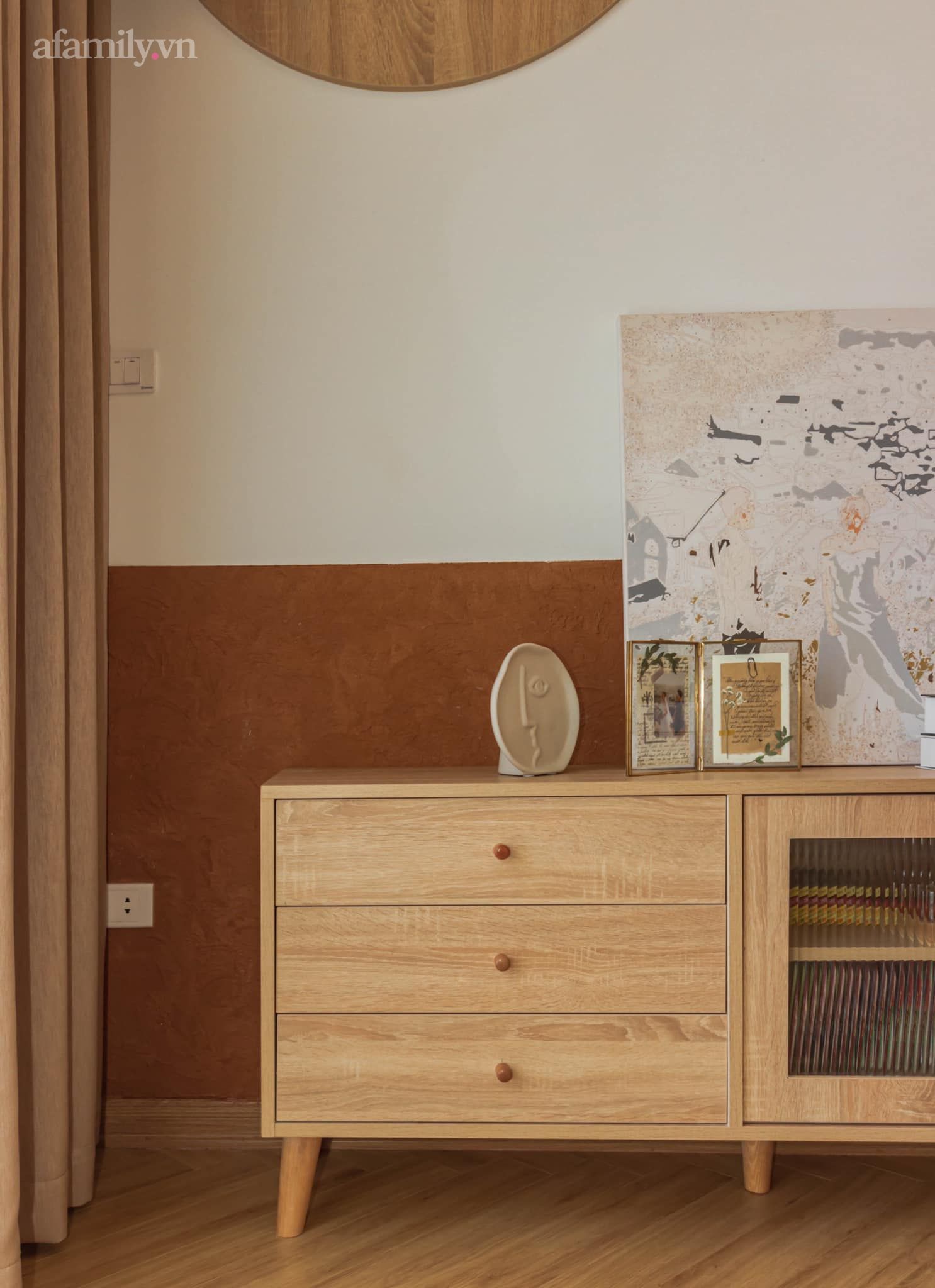 Căn hộ màu cam cháy 73m² tại Hà Nội: Do chủ nhà tự thiết kế, đồ decor mua trên mạng, chi phí toàn bộ 250 triệu - Ảnh 18. Căn hộ màu cam cháy 73m² tại Hà Nội: Do chủ nhà tự thiết kế, đồ decor mua trên mạng, chi phí toàn bộ 250 triệu - Ảnh 18.