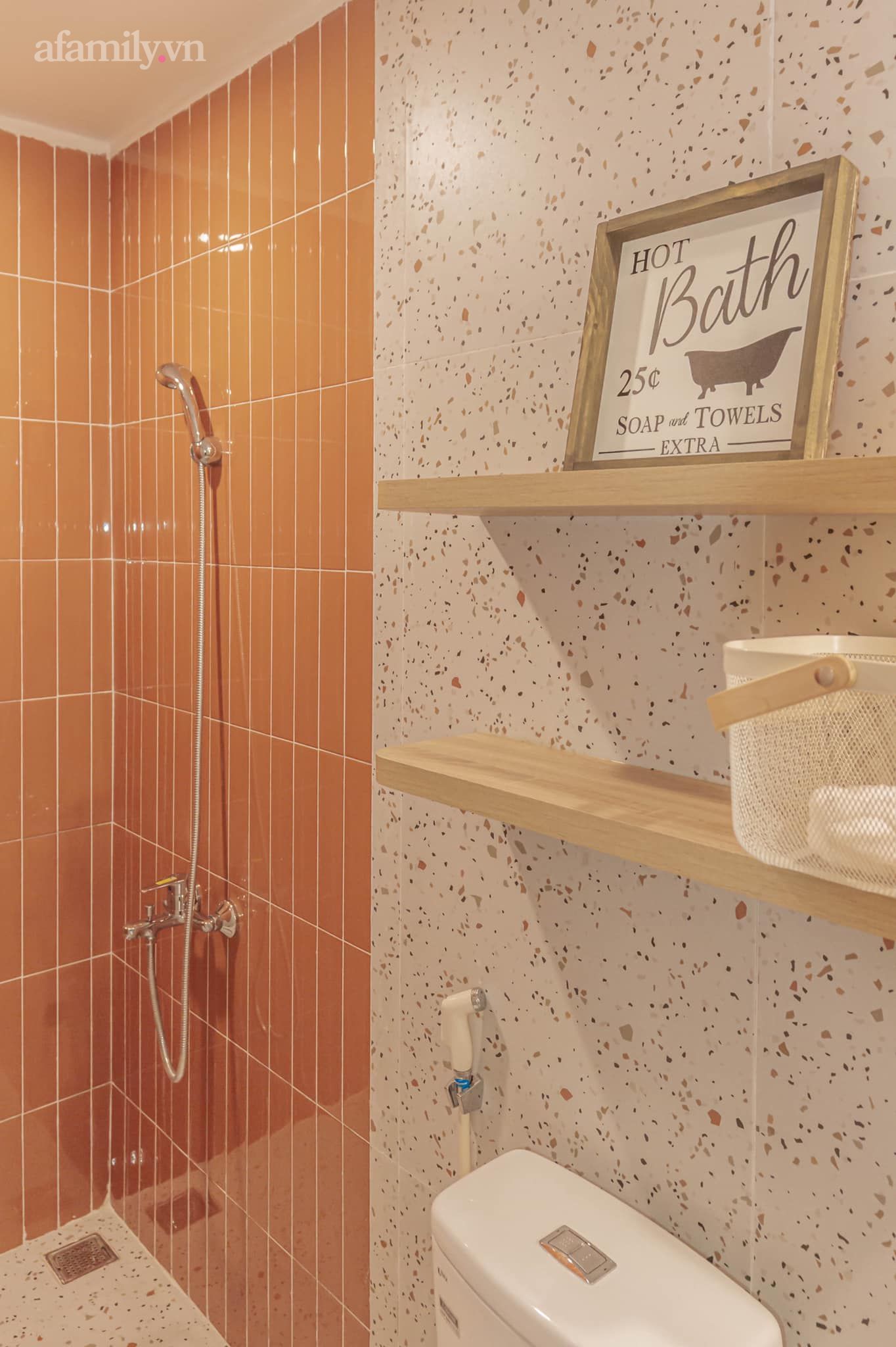 Căn hộ màu cam cháy 73m² tại Hà Nội: Do chủ nhà tự thiết kế, đồ decor mua trên mạng, chi phí toàn bộ 250 triệu - Ảnh 27. Căn hộ màu cam cháy 73m² tại Hà Nội: Do chủ nhà tự thiết kế, đồ decor mua trên mạng, chi phí toàn bộ 250 triệu - Ảnh 27.