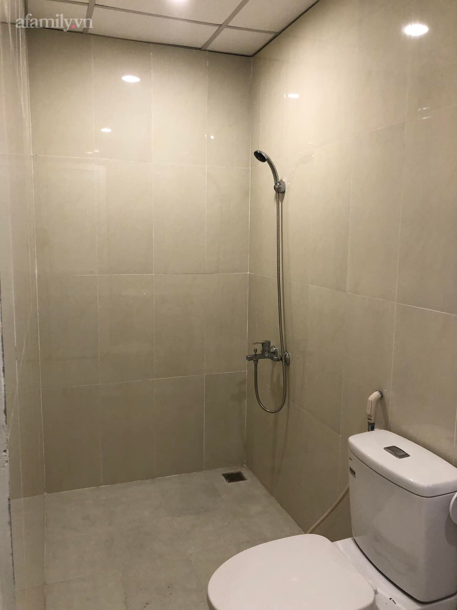 Căn hộ màu cam cháy 73m² tại Hà Nội: Do chủ nhà tự thiết kế, đồ decor mua trên mạng, chi phí toàn bộ 250 triệu - Ảnh 4. Căn hộ màu cam cháy 73m² tại Hà Nội: Do chủ nhà tự thiết kế, đồ decor mua trên mạng, chi phí toàn bộ 250 triệu - Ảnh 4.