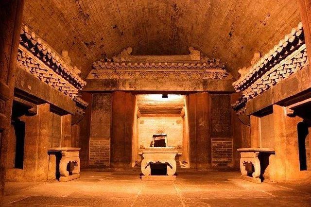  Vì sao trong mộ Tần Thủy Hoàng có những “ngọn đèn vĩnh cửu” ngàn năm không tắt? Mất 30 năm giới khoa học mới tìm ra đáp án kinh ngạc  - Ảnh 3.